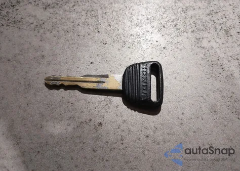 2000 Honda Civic Lx z USA, uszkodzony, nr VIN 1HGEJ667XYL038812